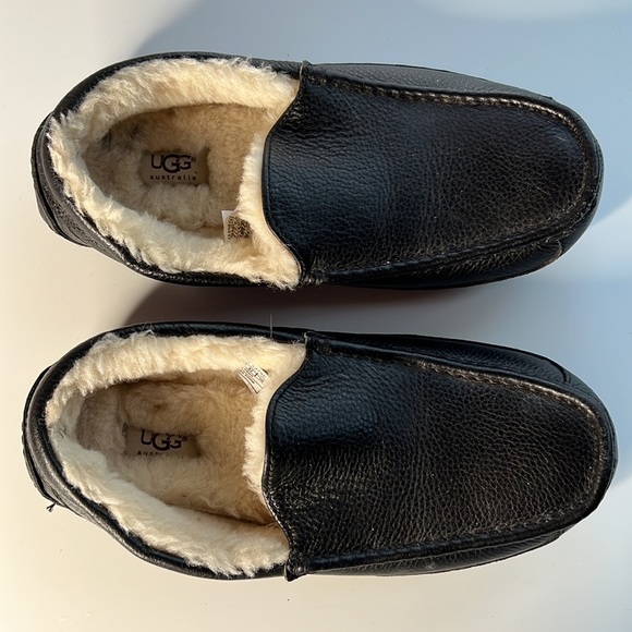 Ugg Men’s Ascot Leather Slipper WORN ONCE around house! Size 10 - Picture 10 of 15